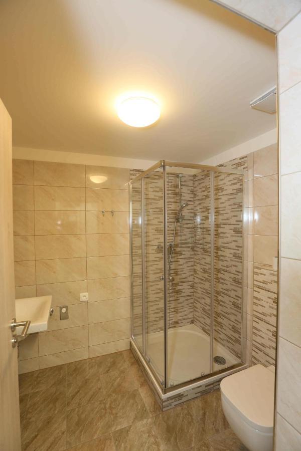 Apartmany Aura Bozi Dar Bagian luar foto